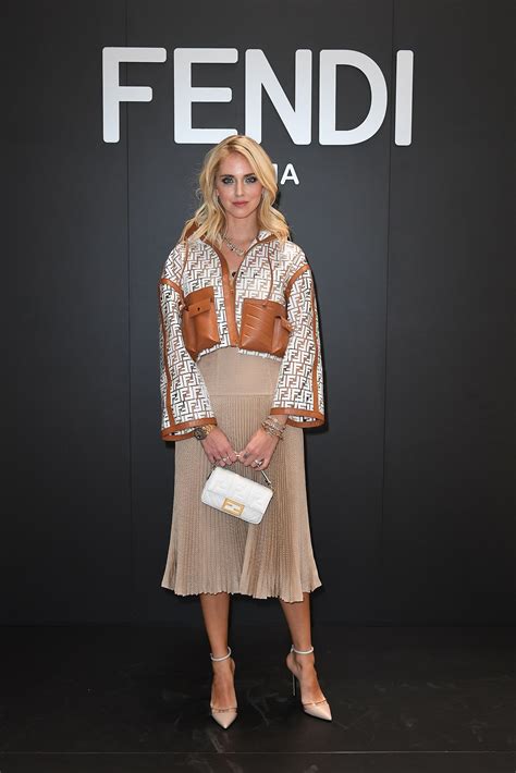 chiara ferragni borsa peekaboo fendi|Chiara Ferragni celebrates her birthday with her family and Fendi .